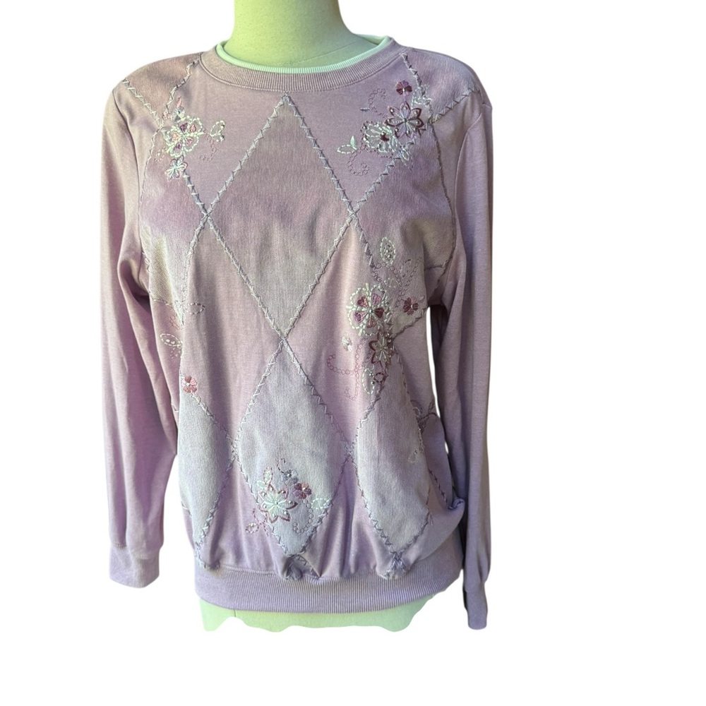 1990s Alfred Dunner Oversized Floral Embroidered & Rivets Crew Grannycore Sweats